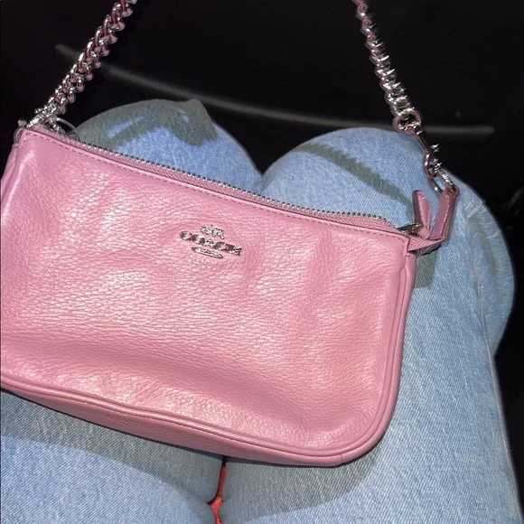 Coach Pink purple Leather shoulder purse with Chain Strap - Picture 3 of 12